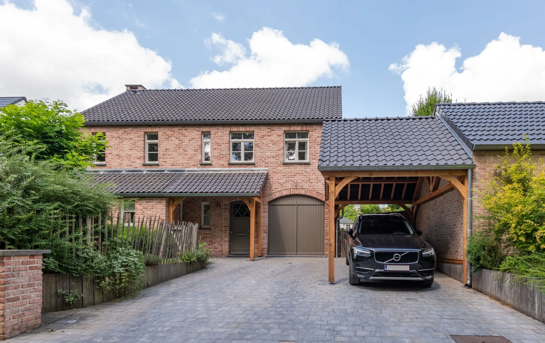 Carport Piétrebais