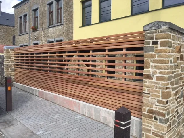 Projet sur mesure un abri à vélo pour une école
