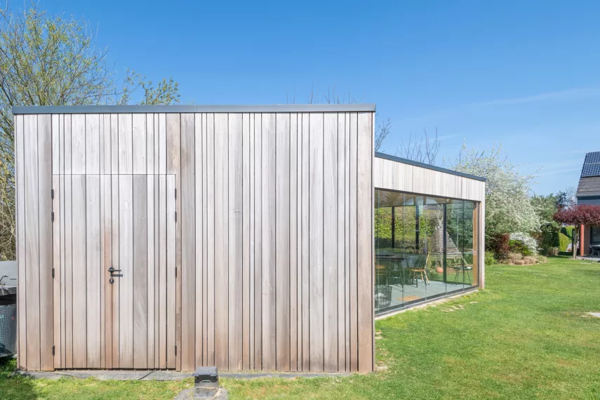 Poolhouse à Bleret