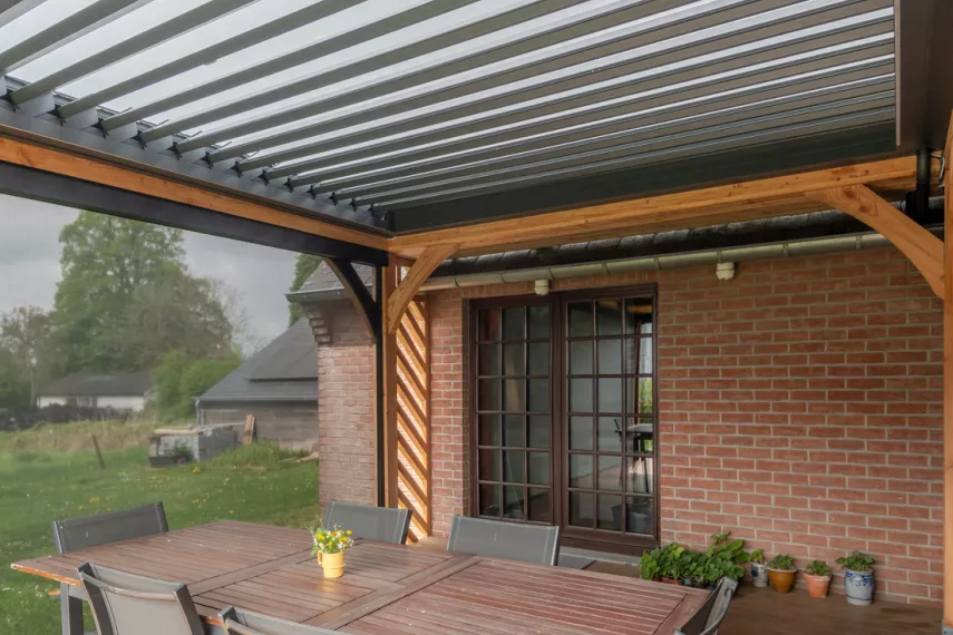 Couverture de terrasse bioclimatique à Villers-le-Gambon