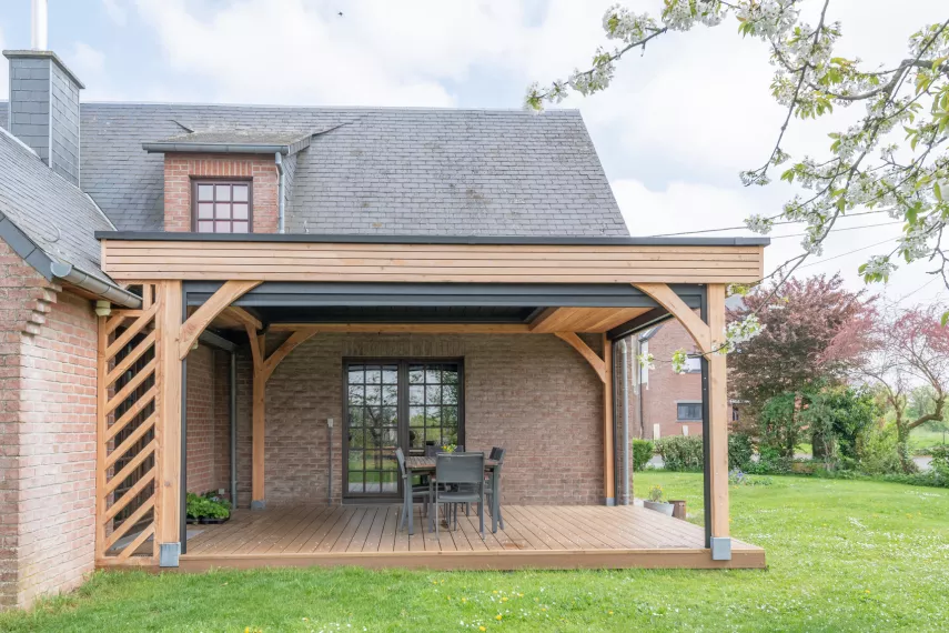 Couverture de terrasse bioclimatique à Villers-le-Gambon